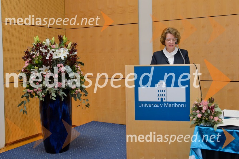 prof. dr. Sonja Sibila Lebe, Ekonomsko-poslovna fakultetaPromocija doktorjev znanosti na UM, december 2016