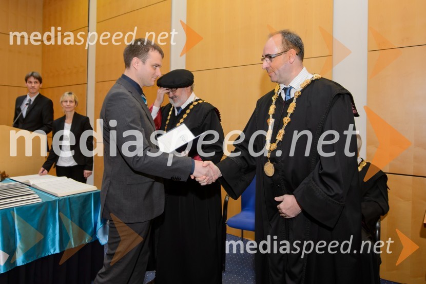 dr. Aleš Černezel, Fakulteta za elektrotehniko, računalništvo in informatiko; prof. dr. Igor Tičar, rektor, Univerza v Mariboru; red. prof. dr. Marjan Mernik, Fakulteta za elektrotehniko, računalništvo in informatikoPromocija doktorjev znanosti na UM, december 2016