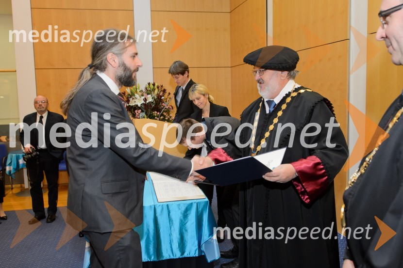 dr. Janko Horvat, Fakulteta za elektrotehniko, računalništvo in informatiko; prof. dr. Igor Tičar, rektor, Univerza v MariboruPromocija doktorjev znanosti na UM, december 2016