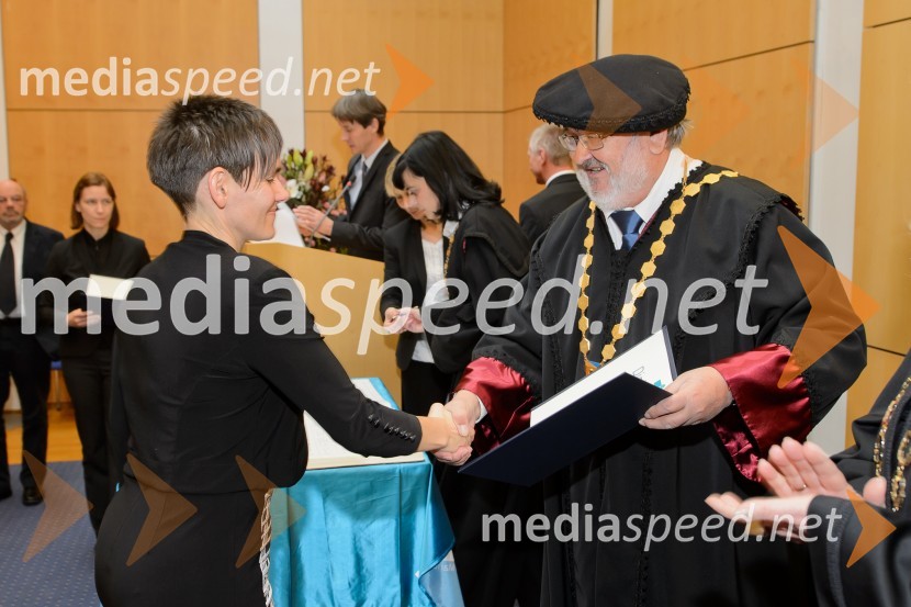 dr. Anja Drev, Pravna fakulteta; prof. dr. Igor Tičar, rektor, Univerza v MariboruPromocija doktorjev znanosti na UM, december 2016