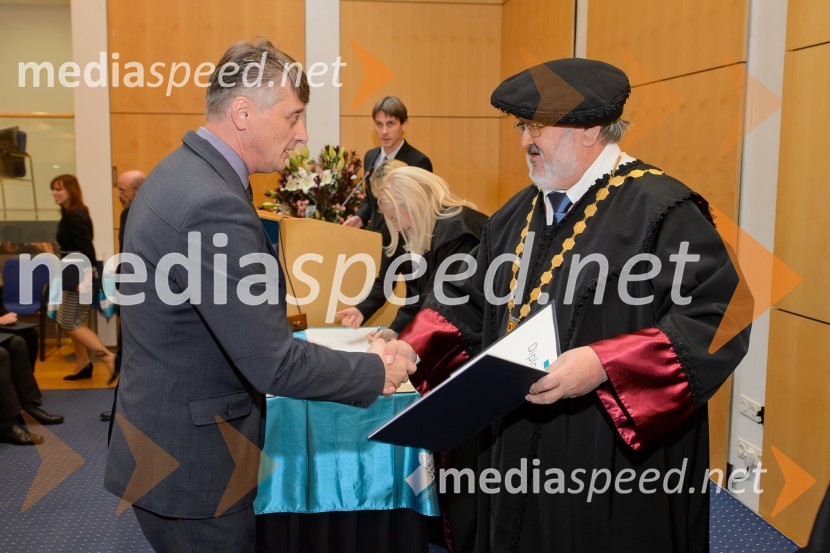dr. Simon Oman, Fakulteta za logistiko; prof. dr. Igor Tičar, rektor, Univerza v MariboruPromocija doktorjev znanosti na UM, december 2016