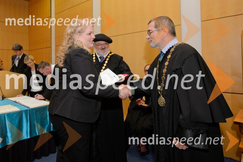 dr. Emira Premrov, Filozofska fakulteta; prof. dr. Igor Tičar, rektor, Univerza v Mariboru; prof. dr. Božidar Kante, dekan, Filozofska fakulteta, Univerza v MariboruPromocija doktorjev znanosti na UM, december 2016