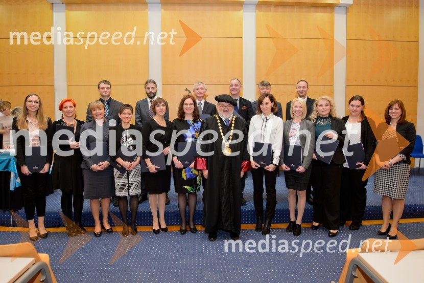 dr. Niki Veček, Fakulteta za elektrotehniko, računalništvo in informatiko; dr. Tina Špegelj, Fakulteta za gradbeništvo, prometno inženirstvo in arhitekturo; dr. Saša Zupan Korže, Ekonomsko-poslovna fakulteta; dr. Aleš Černezel, Fakulteta za elektrotehniko, računalništvo in informatiko; dr. Anja Drev, Pravna fakulteta; dr. Janko Horvat, Fakulteta za elektrotehniko, računalništvo in informatiko; dr. Andrea Margan, Medicinska fakulteta; dr. Polona Pašić, Ekonomsko-poslovna fakulteta; dr. Milan Pukšič, Ekonomsko-poslovna fakulteta; prof. dr. Igor Tičar, rektor, Univerza v Mariboru; dr. Bojan Ilija Schnabl, Filozofska fakulteta; dr. Simon Oman, Fakulteta za logistiko; dr. Mira Zore, Ekonomsko-poslovna fakulteta; dr. Danijela Rus, Filozofska fakulteta; dr. Boštjan Kežmah, Fakulteta za elektrotehniko, računalništvo in informatiko; dr. Emira Premrov, Filozofska fakulteta; dr. Maja Kerneža, Pedagoška fakulteta; dr. Urška Kežmah, Pravna fakultetaPromocija doktorjev znanosti na UM, december 2016