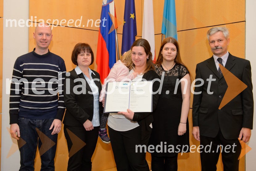  ... ;  ... ;  ... ; dr. Maja Kerneža, Pedagoška fakulteta;  ... ;  ... Promocija doktorjev znanosti na UM, december 2016