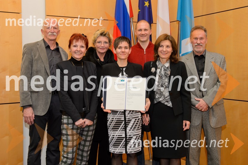  ... ;  ... ;  ... ; dr. Anja Drev, Pravna fakulteta;  ... ;  ... ;  ... Promocija doktorjev znanosti na UM, december 2016