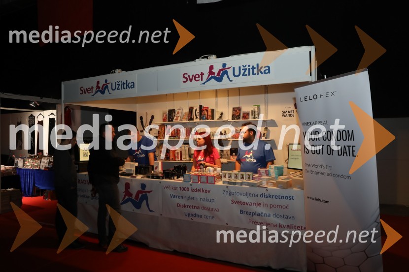 9. mednarodni erotični sejem sLOVErotika, Ogled fotografij ni priporočljiv za mlajše od 18 let!