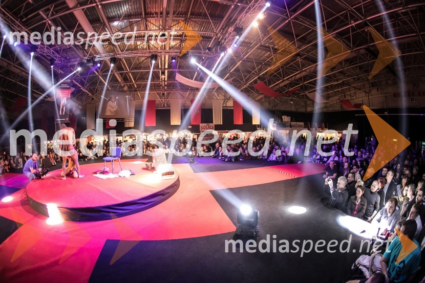 9. mednarodni erotični sejem sLOVErotika, Ogled fotografij ni priporočljiv za mlajše od 18 let!