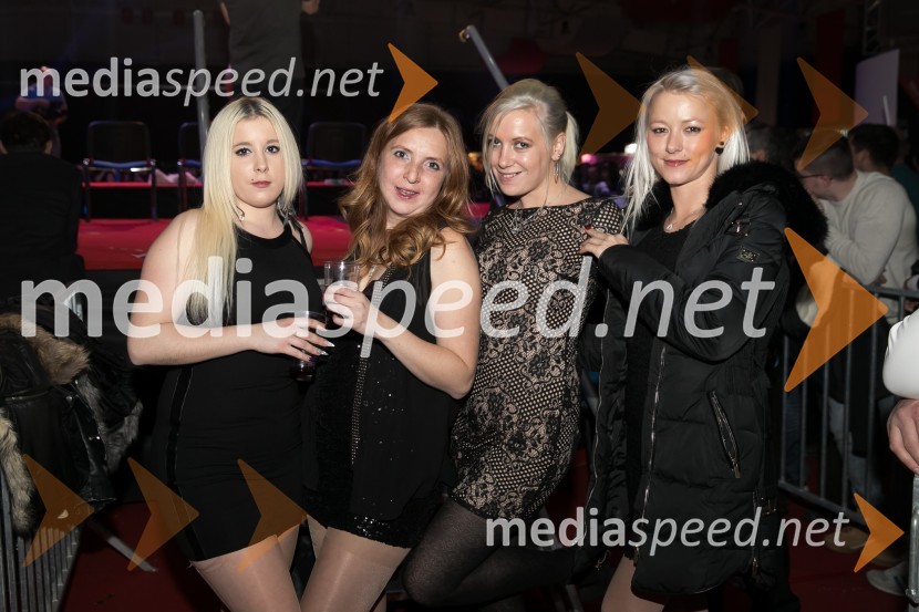 9. mednarodni erotični sejem sLOVErotika, Ogled fotografij ni priporočljiv za mlajše od 18 let!