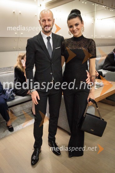  Dejan Kontrec, generalni sekretar, Hokejska zveza Slovenije;  Nina Osenar Kontrec, pevka, voditeljica, modelŠportnik leta 2016