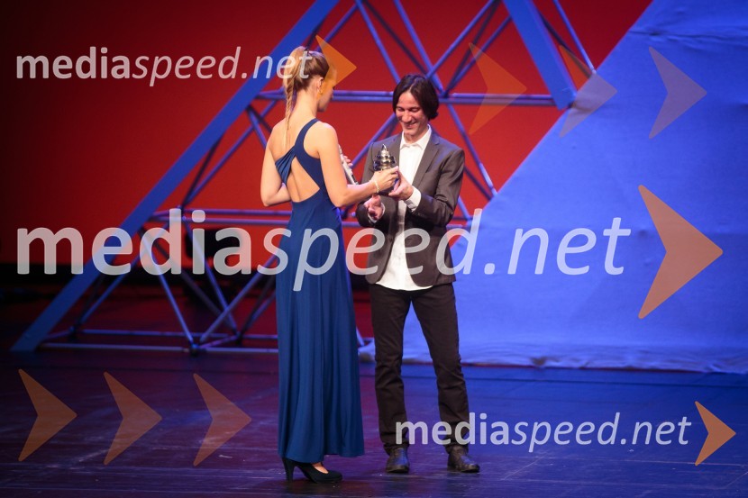  ... ;  Primož Peterka, nekdanji smučarski skakalec, trener pomočnik ženske reperezentance v smučarskih skokihŠportnik leta 2016