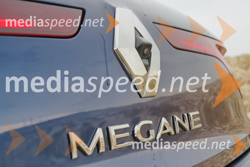 Renault Megane Bose Energy TCe 130, vzvratna kamera&nbsp;Renault Megane Bose Energy TCe 130, mediaspeed test