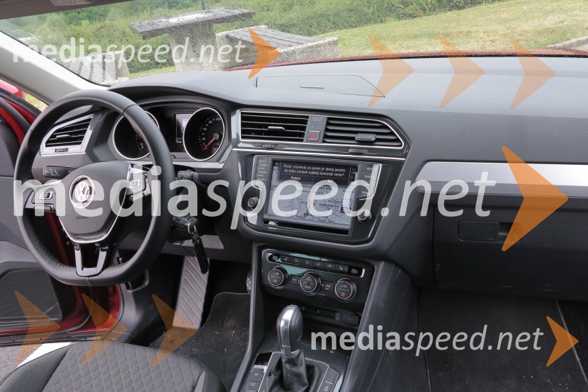 Volkswagen Tiguan 2.0 TDI 4Motion DSG  Comfortline, notranjostVolkswagen Tiguan 2.0 TDI 4Motion DSG Comfortline, mediaspeed test