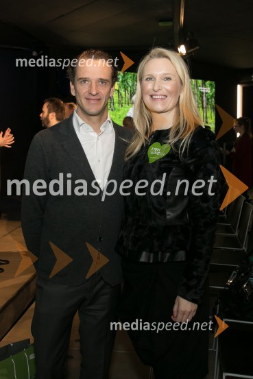  ... ;  Ana Praprotinik, članica strokovne ekipe slovenia.infoPredstavitev novega osrednjega turističnega portala slovenia.info