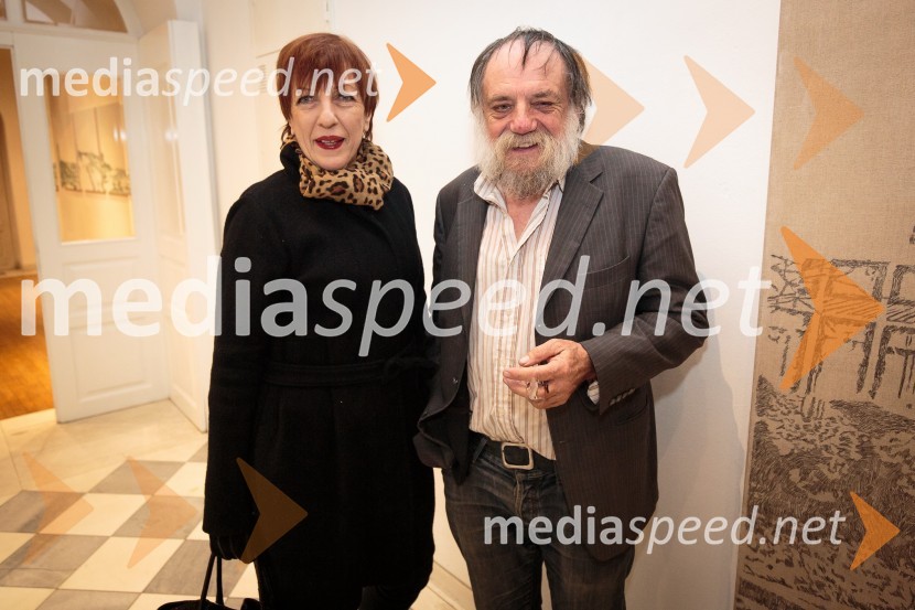  Viktorija  Potočnik, direktorica Pionirskega doma;  ... Izseki / preseki, odprtje razstave izbora del iz Likovne zbirke RIKO