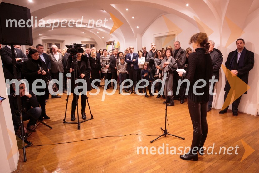 Izseki / preseki, odprtje razstave izbora del iz Likovne zbirke RIKOIzseki / preseki, odprtje razstave izbora del iz Likovne zbirke RIKO