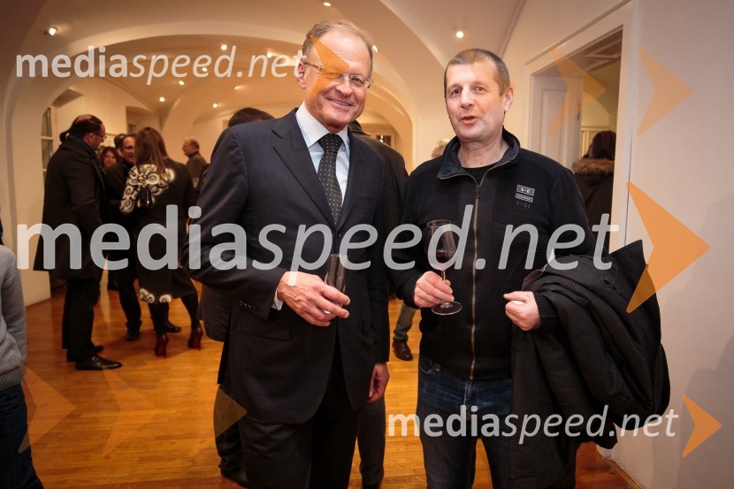  Janez  Škrabec, direktor Riko d.o.o., predsednik Slovensko-ruskega poslovnega sveta, častni konzul Belorusije;  ... Izseki / preseki, odprtje razstave izbora del iz Likovne zbirke RIKO