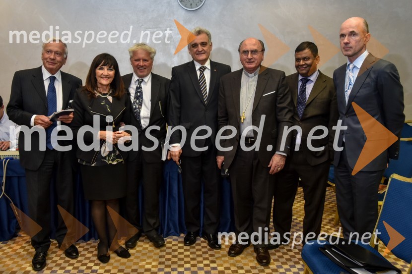  akad. prof. dr. Ninoslav  Radovanovič, dr.med.; prof.dr. Metka Zorc, predsednica uprave MC Medicor;  prim. dr. Janez Kirbiš, dr.med.; prof. dr.  Roberto Favaloro, dr.med.;  ... ; prof.dr. Saibal Kar; dr. Borut Geršak, dr. med.Simpozij srčnih kirurgov 2016