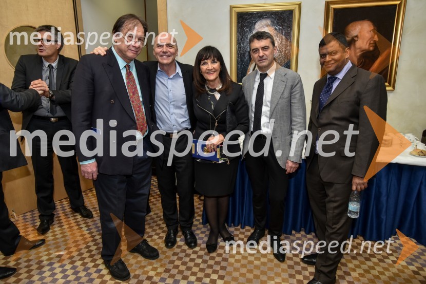 prim. dr. Miladin Đorđević, dr.med.; akad. dr.  Marko Noč, dr. med. ; prof.dr. Metka Zorc, predsednica uprave MC Medicor; prof. Ivo Petrov, dr. med.; prof.dr. Saibal KarSimpozij srčnih kirurgov 2016