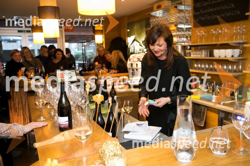  Polona Požgan, televizijska voditeljica25. obletnica Odvetniške pisarne Gorjup