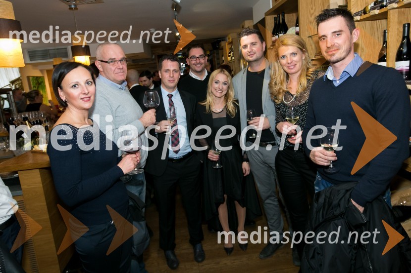  Biljana  Brodnjak, direktorica TEAM 2001 d.o.o;  ... ;  Jure Ivančič;  Vesna Gorjup, odvetnica;  ... ;  ... ;  Aljoša Kirič, služba za odnose z javnostmi MO Maribor  in član Rotaract kluba Maribor25. obletnica Odvetniške pisarne Gorjup