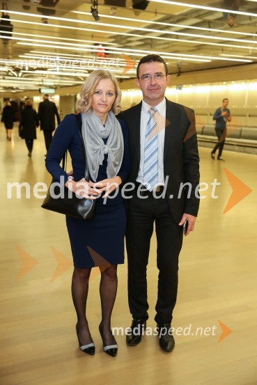  Katjuša  Koprivnikar, ravnateljica, Zavod za slepo in slabovidno mladino Ljubljana;  Boris Koprivnikar, podpredsednik vlade in minister za javno upravoDržavna proslava ob dnevu samostojnosti in enotnosti 2016