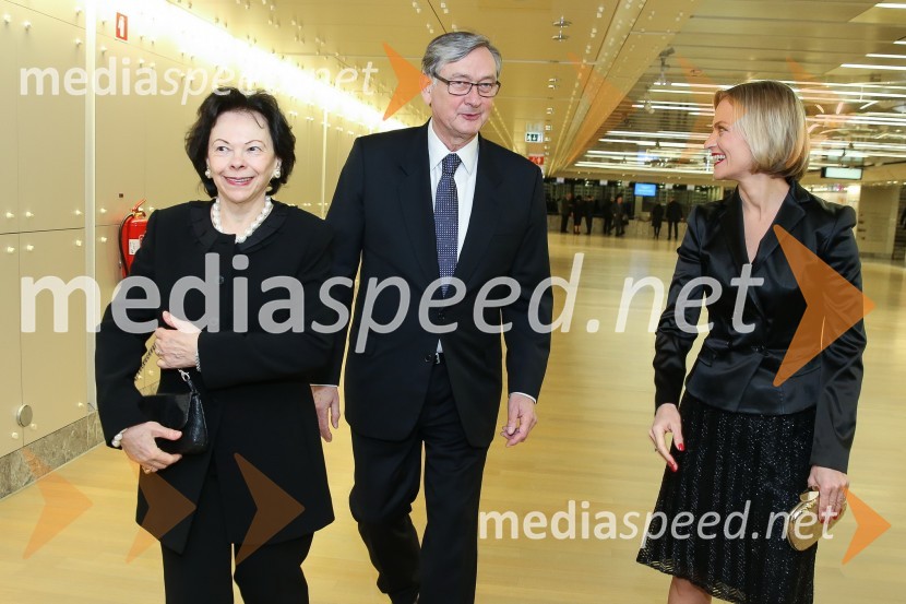  Barbara Miklič Türk;  Danilo Türk, nekdanji predsednik Republike Slovenije;  Katarina Kresal, nekdanja ministrica za notranje zadeveDržavna proslava ob dnevu samostojnosti in enotnosti 2016