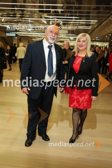  ... ;  Renata Brunskole, generalna sekretarka, Rdeči križ SlovenijeDržavna proslava ob dnevu samostojnosti in enotnosti 2016