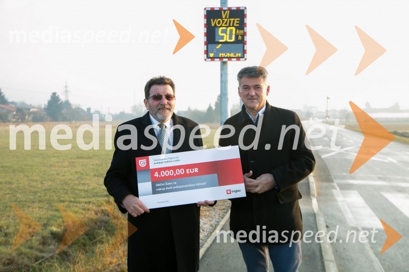  ... ;  Janko Kos, župan občine ŽalecPredaja donacije Zavarovalnice Triglav občini Žalec