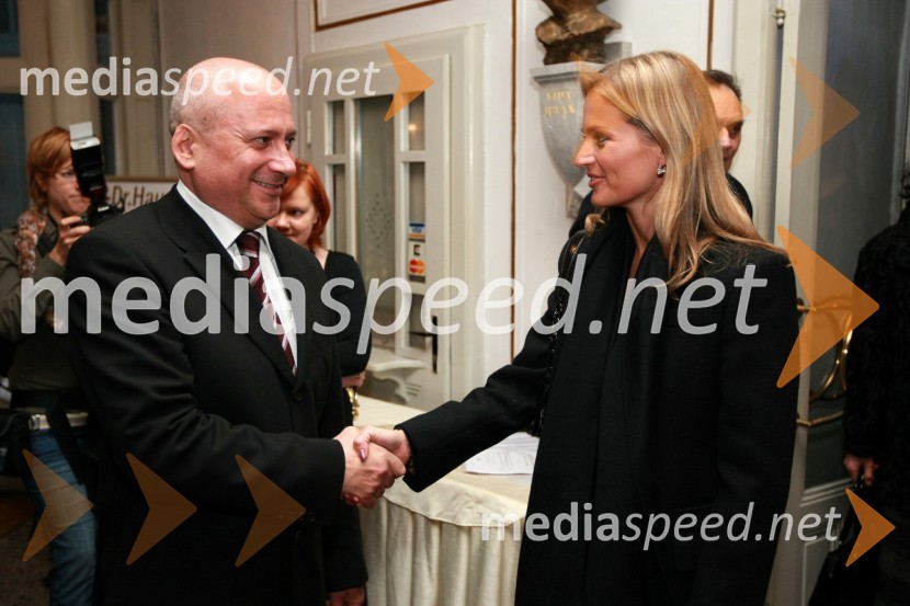 Janez Pipan, direktor Ljubljanske drame in Katarina Kresal, predsednica LDSSlovenka leta 2007