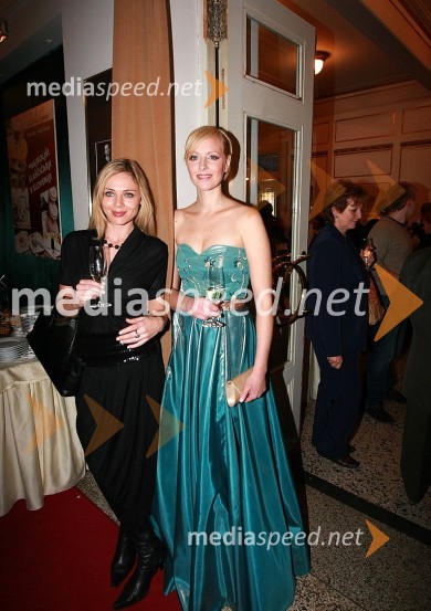 Katarina Čas, TV voditeljica in Anja Križnik Tomažin, voditeljicaSlovenka leta 2007