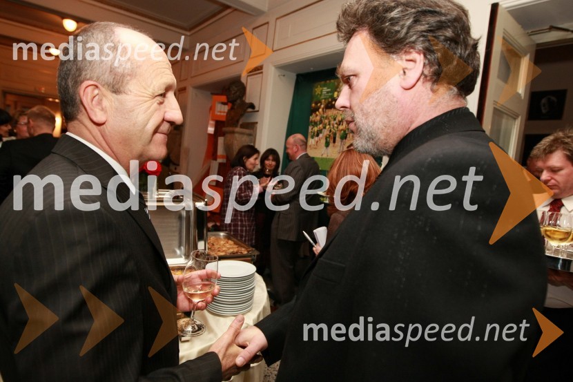 Branko Pavlin, predsednik uprave časopisne družbe Dnevnik in Jaka Rozman, organizator dogodkov pri Delo Revije
Slovenka leta 2007