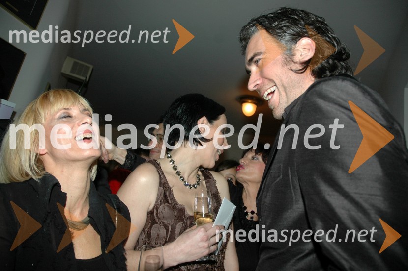 Barbra Jermann, televizijska voditeljica in novinarka in Jan Plestenjak, pevecSlovenka leta 2007