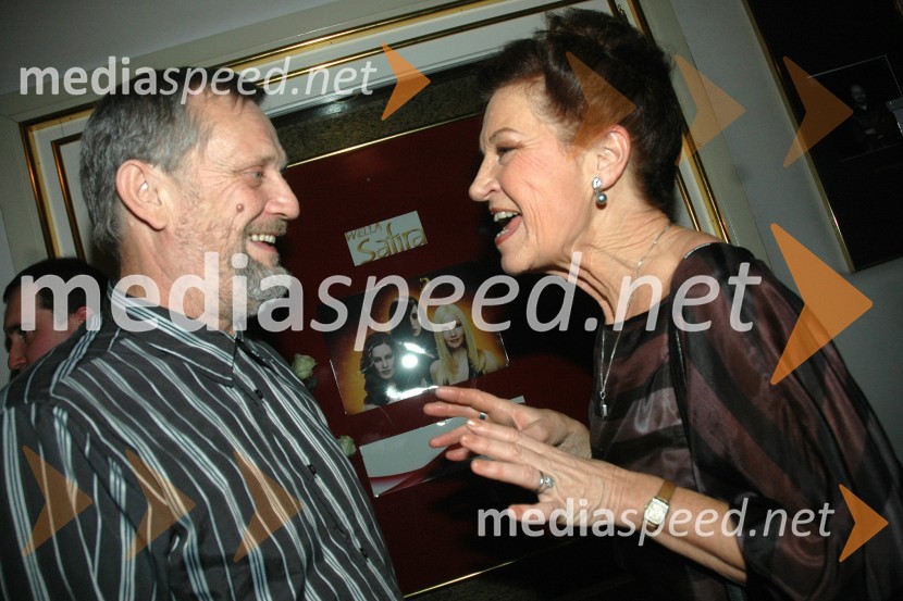 Matjaž Hanžek, nekdanji varuh človekovih pravic in Elza Budau, pevkaSlovenka leta 2007