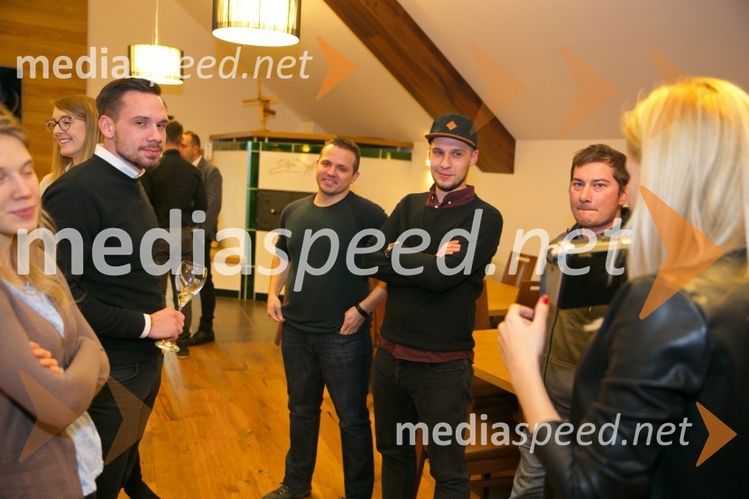  Alen Gomolj, grafični oblikovalec, Studio - A;  Sandi Fišer, fotograf, Mediaspeed;  Rene Gomolj, fotograf;  Marko Vanovšek, fotografMediaspeed 15. rojstni dan in ponovoletno druženje