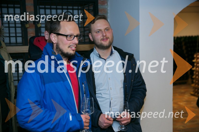  Matevž Pucer, fotograf;  Anže Krže, fotografMediaspeed 15. rojstni dan in ponovoletno druženje