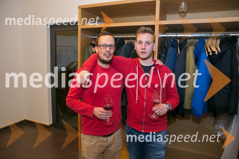  Matevž Pucer, fotograf;  Vid Rotar, fotografMediaspeed 15. rojstni dan in ponovoletno druženje