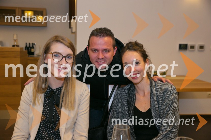  Petra  Letonja, Mediaspeed d.o.o.;  Sandi Fišer, fotograf, Mediaspeed;  Andreja Breznik, MediaspeedMediaspeed 15. rojstni dan in ponovoletno druženje