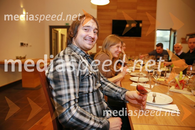  Jan DolarMediaspeed 15. rojstni dan in ponovoletno druženje