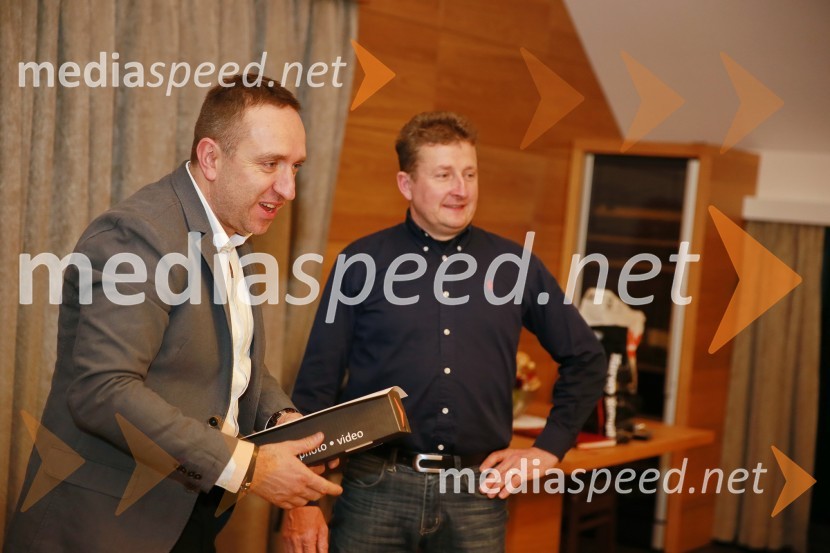  Borut  Cvetko, kreativni direktor Mediaspeed;  Danilo Steyer,   vinar, Steyer Vina; vinski vitez, predsednik Vinske reprezentance SlovenijeMediaspeed 15. rojstni dan in ponovoletno druženje