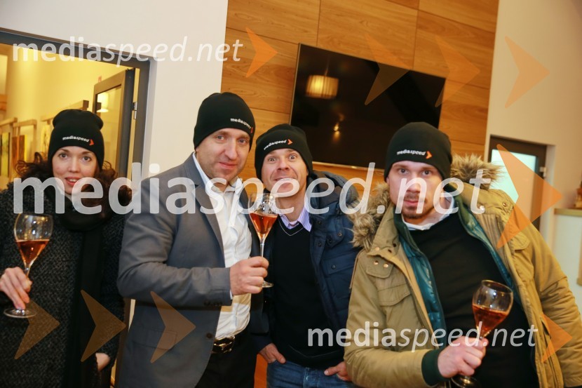  Andreja Breznik, Mediaspeed;  Borut  Cvetko, kreativni direktor Mediaspeed;  Saša Despot, fotograf;  Alen Gomolj, grafični oblikovalec, Studio - AMediaspeed 15. rojstni dan in ponovoletno druženje