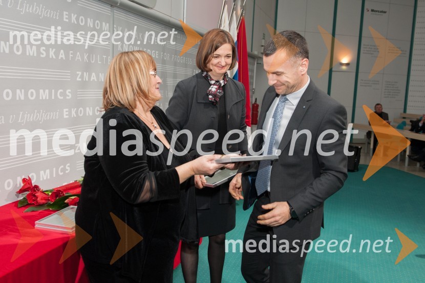 red. prof. dr.  Metka  Tekavčič, dekanja Ekonomske fakultete Univerze v Ljubljani;  Vesna Žabkar, prodekanja za raziskovalne dejavnosti, Ekonomska fakulteta ; redni prof. dr. Tomaž Čater, Ekonomska fakulteta Univerze v LjubljaniDekanjin sprejem na Ekonomski fakulteti v Ljubljani