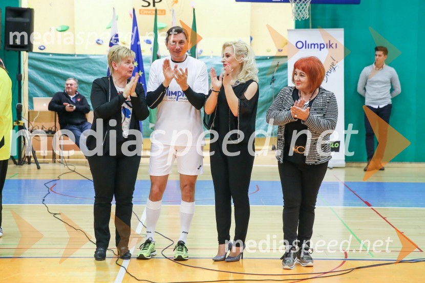  Mojca Čemas Stjepanovič, županja občine Črnomelj;  Borut Pahor, predsednik Republike Slovenije;  Nataša Kadunc, predsednica, Športno društvo Olimpiki;  Vlasta Nussdorfer, varuhinja človekovih pravic8. Dobrodelna tekma z velikani slovenskega športa