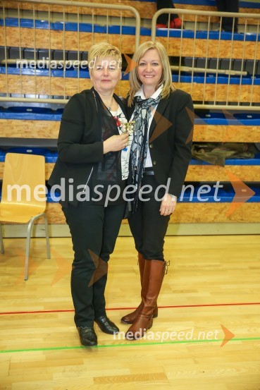  Mojca Čemas Stjepanovič, županja občine Črnomelj;  Elizabeta Prus, ravnateljica Osnovne šole Črnomelj8. Dobrodelna tekma z velikani slovenskega športa