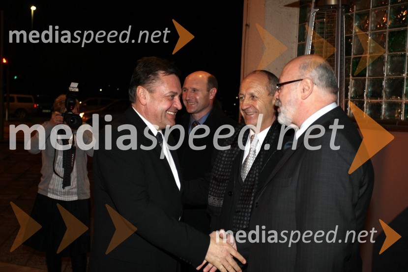 Zoran Jankovič, župan Ljubljane, Franci Rokavec, župan Litije, Branko Pavlin, predsednik uprave časopisne družbe Dnevnik in ...Slovenec leta 2007