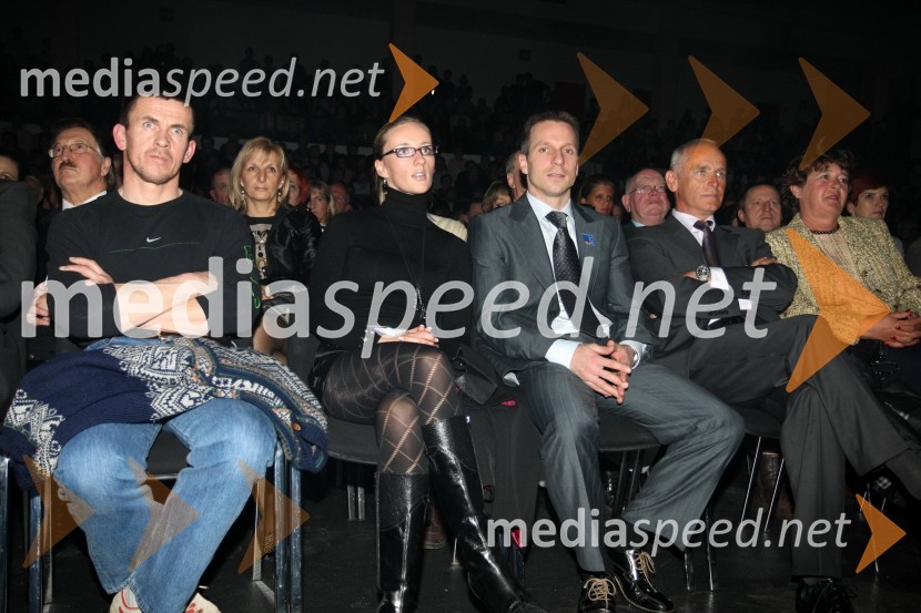 Drago Karničar, alpinist in Aljaž Pegan, gimnastičar s punco NinoSlovenec leta 2007