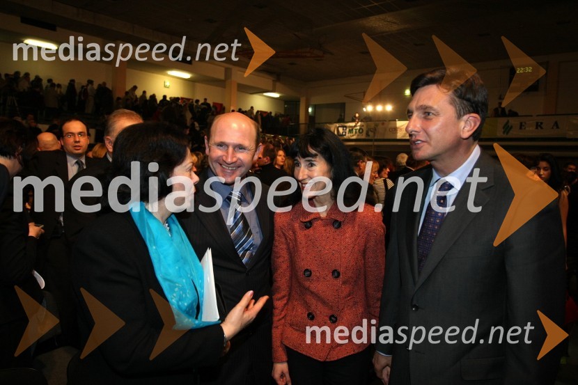 Barbara Türk, Franci Rokavec, župan Litije in Borut Pahor, evroposlanec s soprogo TanjoSlovenec leta 2007