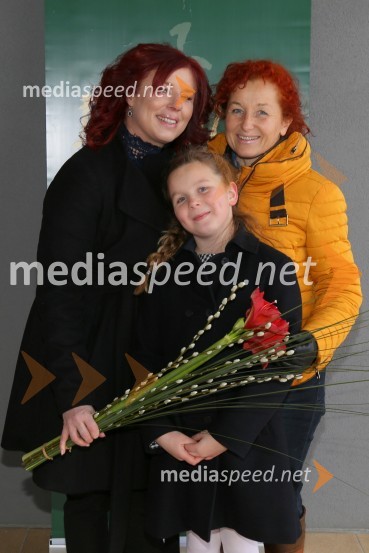  Mihaela  Kopše, Hiša vina Doppler;  Lena Kopše;  Polona Movrin15. srečanje prijateljev Hiše vina Doppler