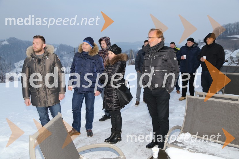  Gregor Tašner, P&F Jeruzalem Ormož;  ... ;  ... ;  Andrej Malgaj, lastnik in direktor podjetja Avtohiša Malgaj15. srečanje prijateljev Hiše vina Doppler