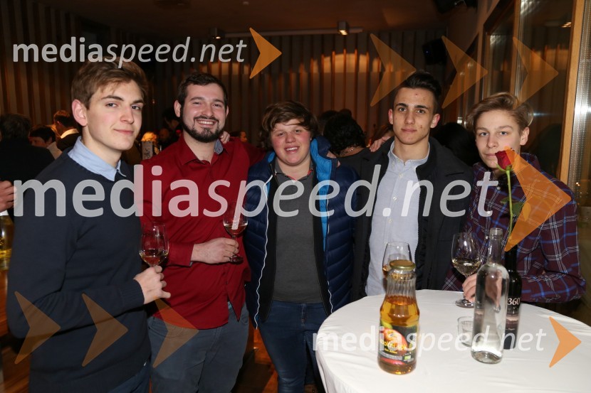  Adam  Valdhuber, Vino Valdhuber;  Andraž  Greif, Vina Greif;  Lina Kopše,  Hiša vina Doppler;  ... ;  ... 15. srečanje prijateljev Hiše vina Doppler