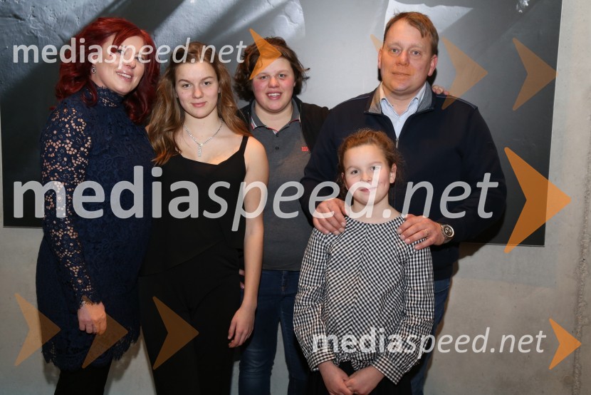  Mihaela  Kopše, Hiša vina Doppler;  Lana Kopše;  Lina Kopše,  Hiša vina Doppler;  Lena Kopše;  Boštjan Kopše, Hiša vina Doppler15. srečanje prijateljev Hiše vina Doppler
